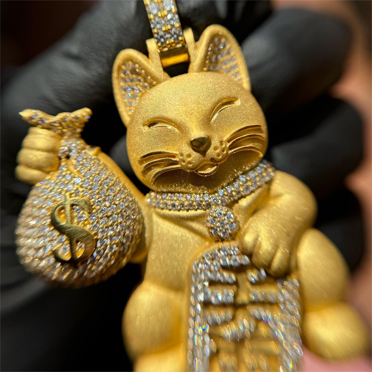 Maneki-neko with a Iced money bag pendant in 18K gold plated