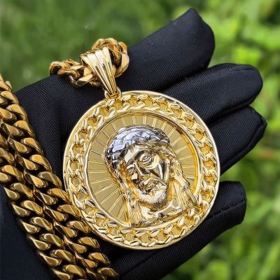 Jesus Cuban Circle Engraved  Pendant