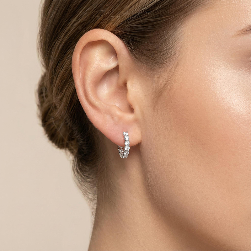 Round Cut Oval-shape Hoop Earrings