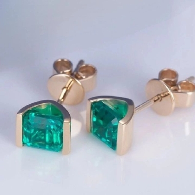 1.3ct Emerald Asscher Cut Stud Earrings