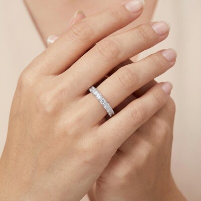 Micro Pave Brilliant Round Cut Band