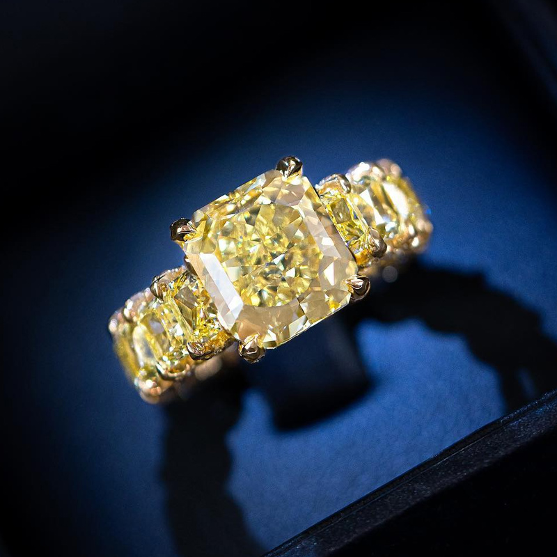 5Ct Stunning Fancy Yellow Radiant Cut Pave Ring in Gold