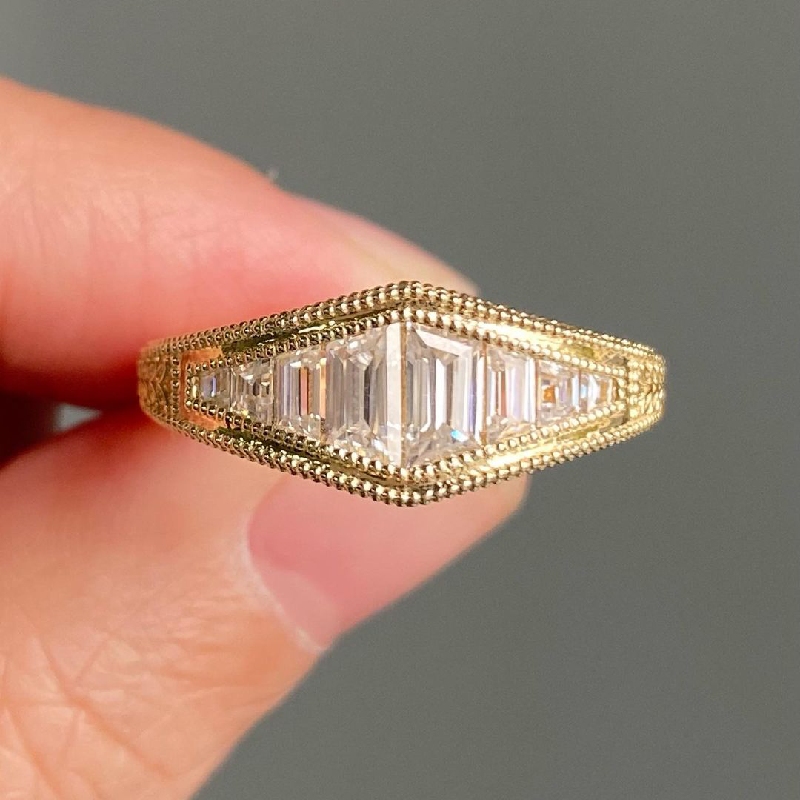 Vintage Patterned Irregular Emerald Cut Band