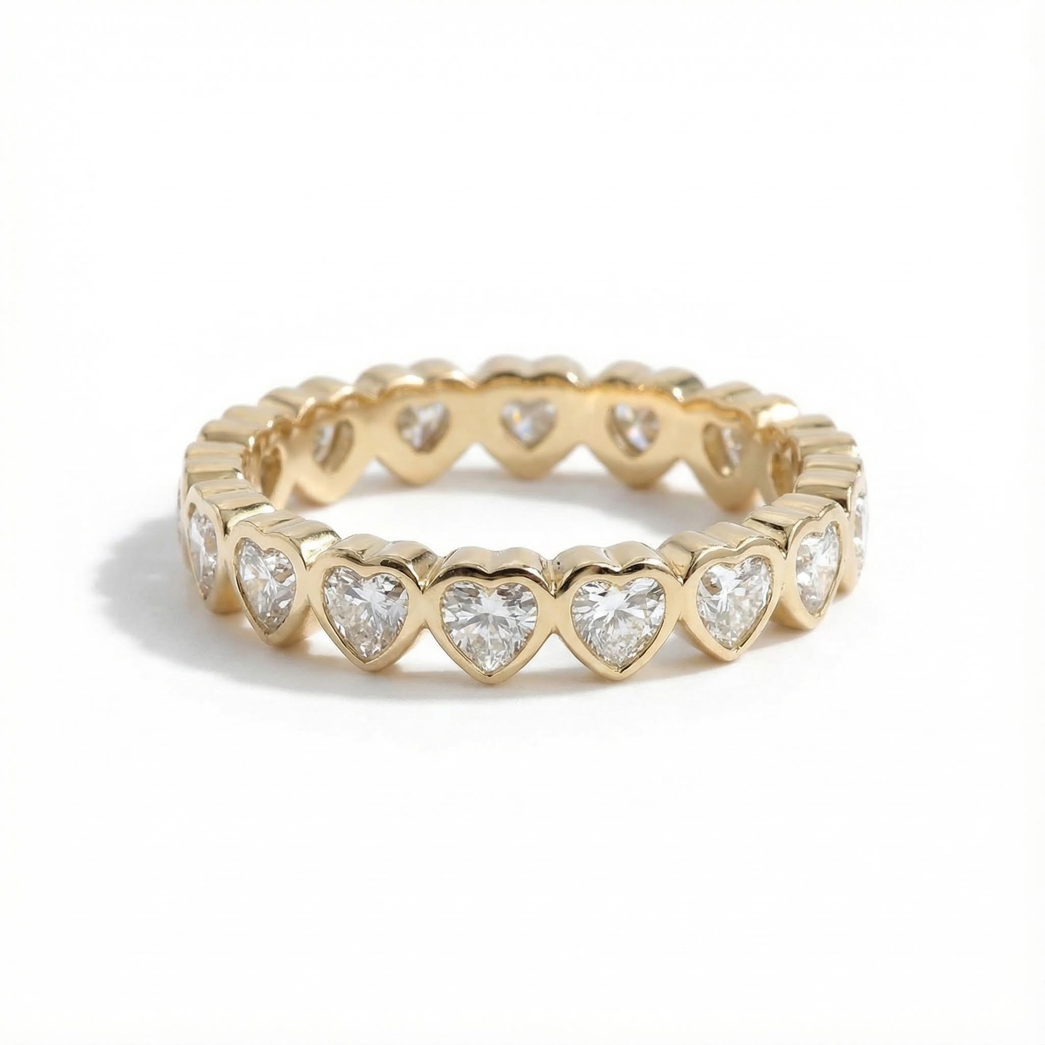 Heart Enternity Band in Gold Heart Enternity Band in Gold