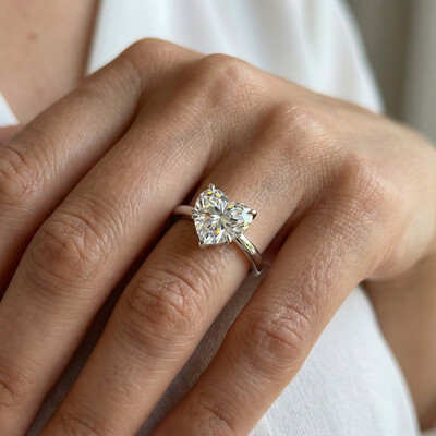 0.5Ct-5Ct Heart Cut Solitaire Engagement Ring