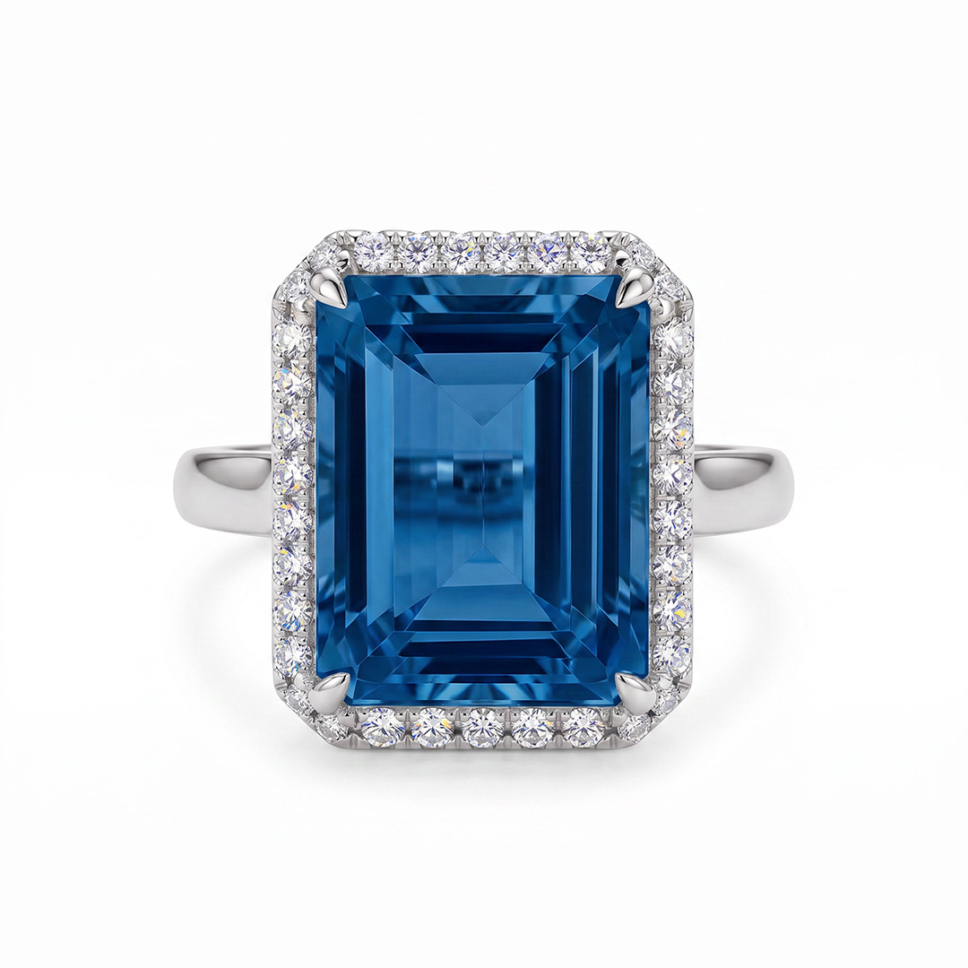 10.45CT Emerald-Cut 10ct Aquamarine Halo Engagement Ring 10.45CT Emerald-Cut 10ct Aquamarine Halo Engagement Ring