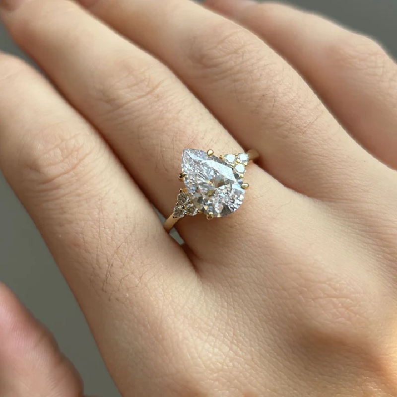 Pear Cut with Side Round Diamond Engagement Ring