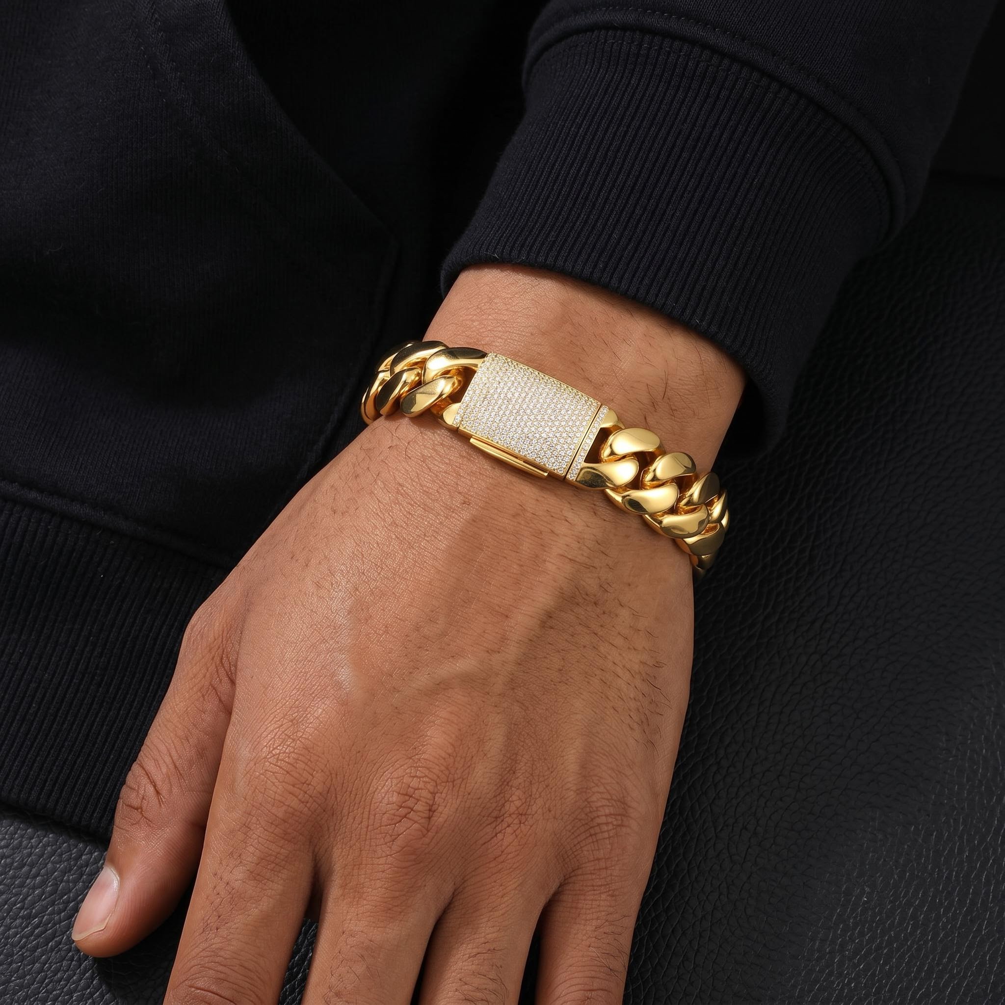 20mm/22mm Iced Clasp Cuban Bracelet in Gold