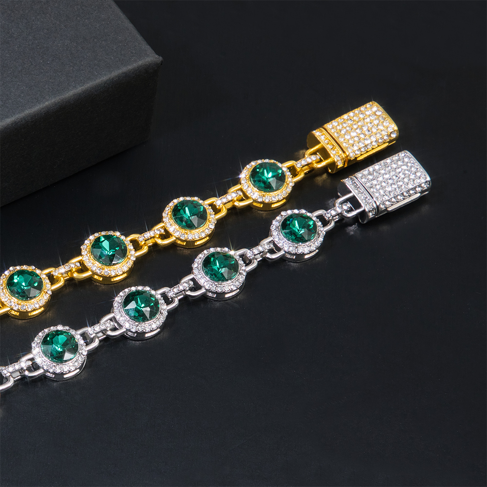 Round Brilliant Cut Emerald Green Diamonds Bracelet