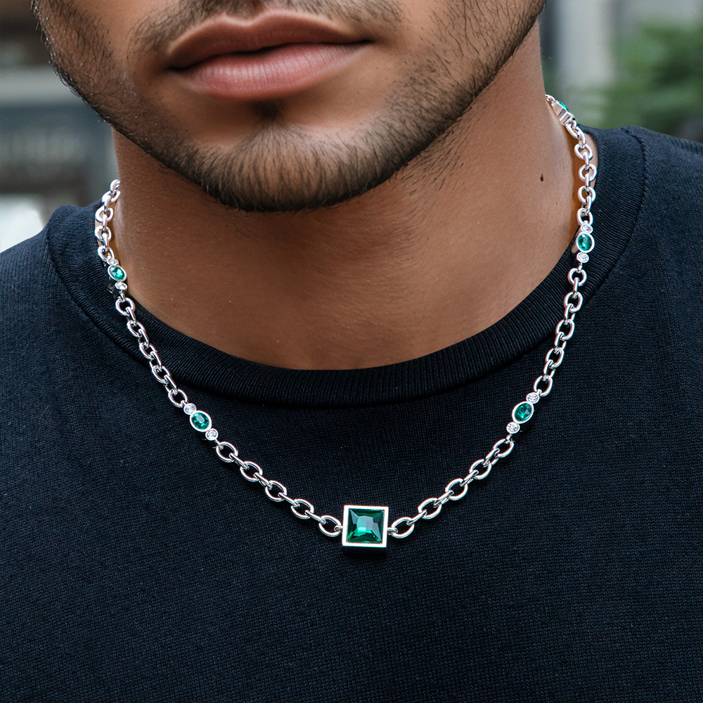 Emerald Green Princess Cut & Oval Cut Diamonds Necklace