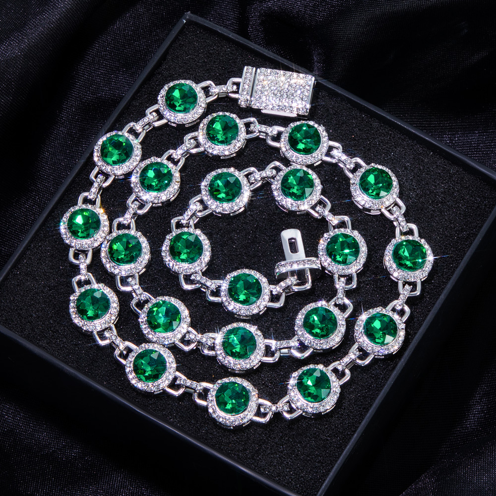 Round Brilliant Cut Emerald Green Diamonds Necklace