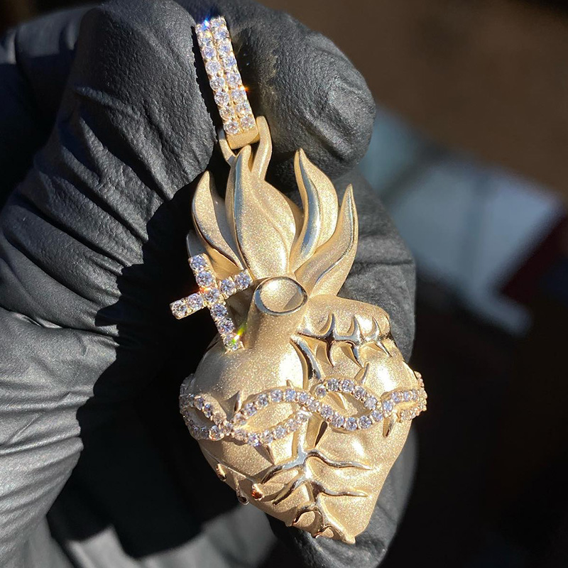 Matte Holy Heart Thorn Pendant Matte Holy Heart Thorn Pendant