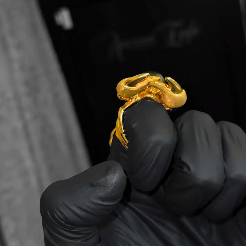 Scorpion Ring in Gold