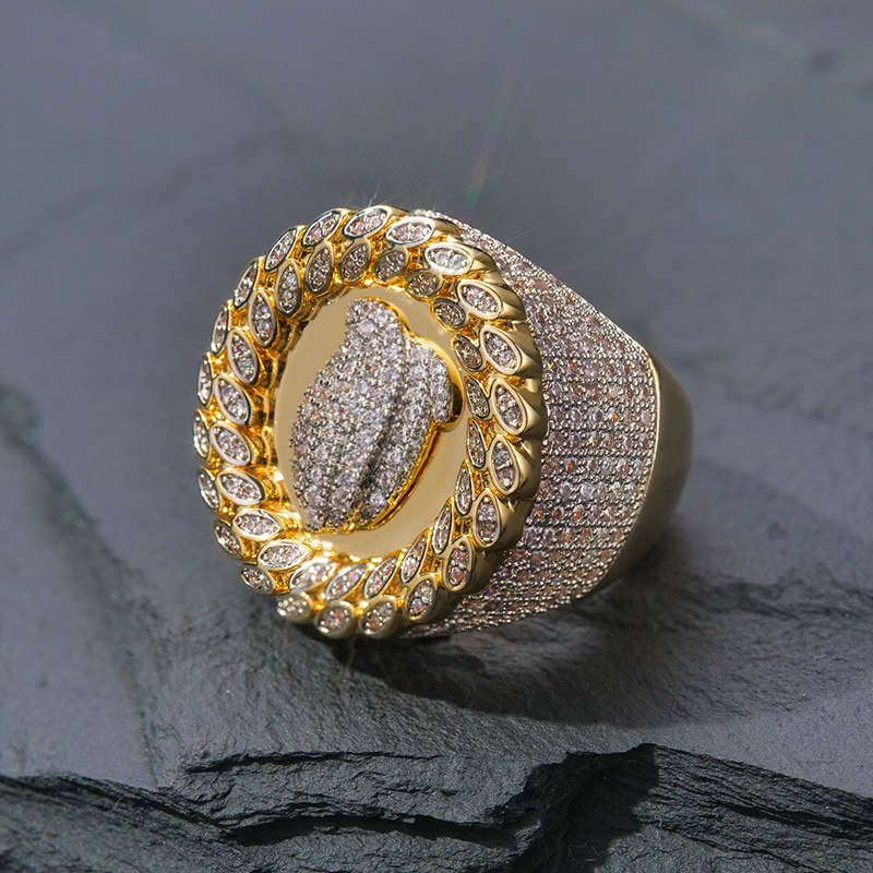 Prayer Hands Ring in Gold Prayer Hands Ring in Gold