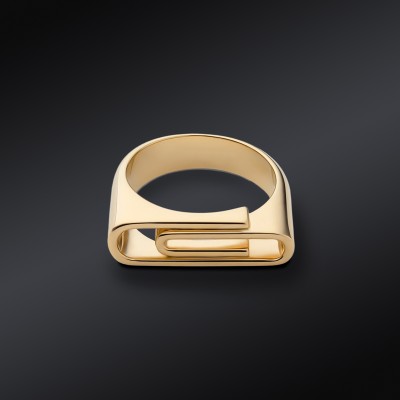 Paper Clip Ring in Gold