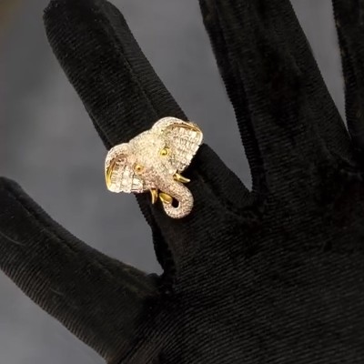 Elephant Ring in Gold