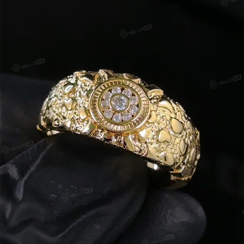 Eye Nugget Ring in Gold Eye Nugget Ring in Gold