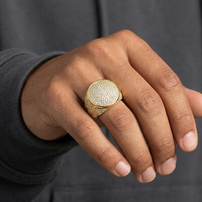 Iced Round Side Ring