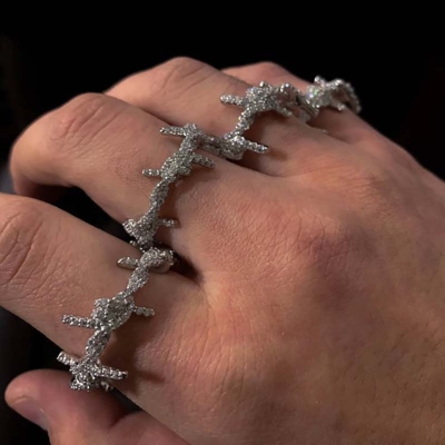 Iced Crown of Thorn Spike Ring