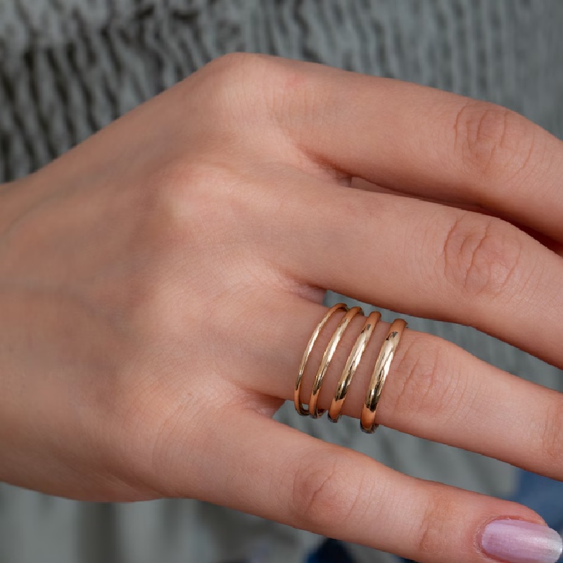 Smooth and Skinny Thin Ring