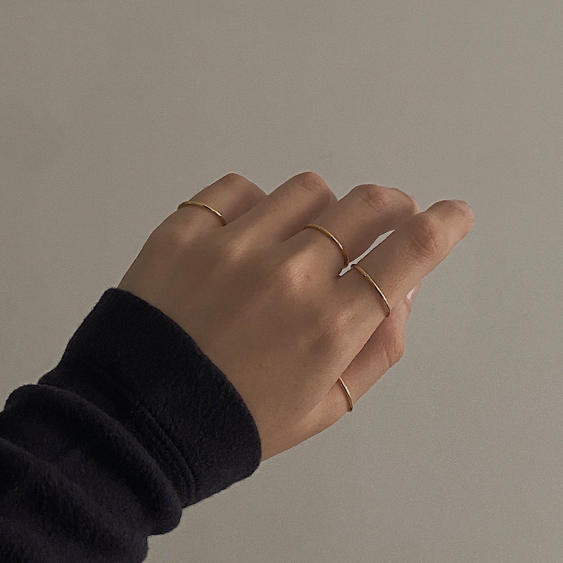 Smooth and Skinny Thin Ring