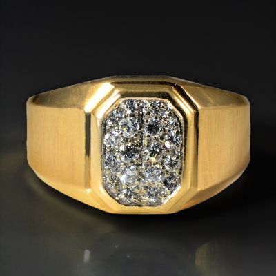 0.42 CTW White Diamond Cluster Signet  Ring