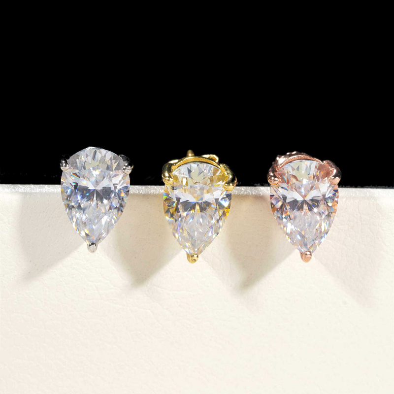 925S & VVS Moissanite 1Ct Pear Cut Stud Earrings