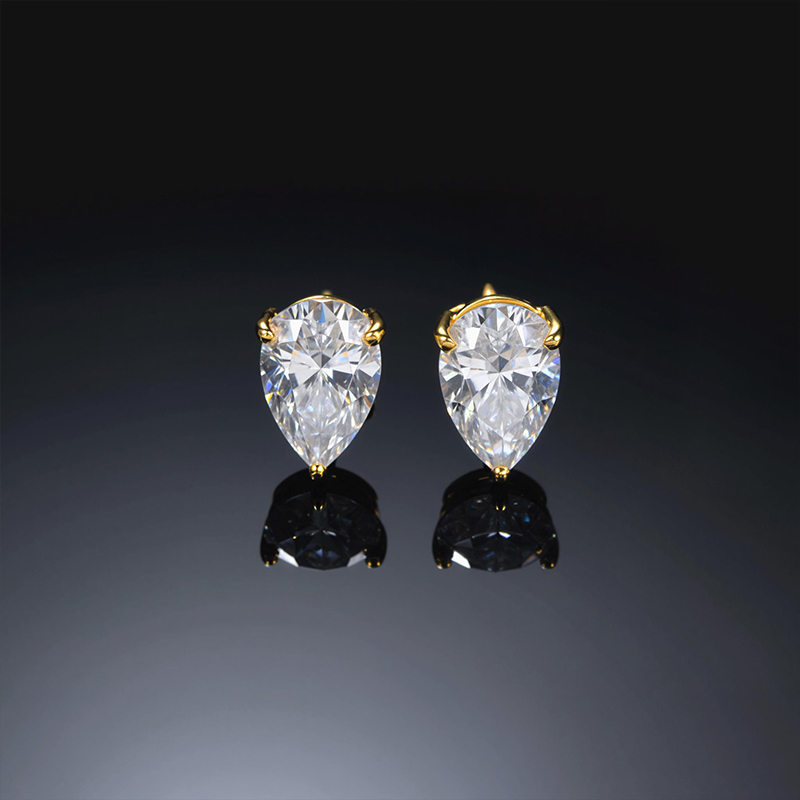 925S & VVS Moissanite 1Ct Pear Cut Stud Earrings