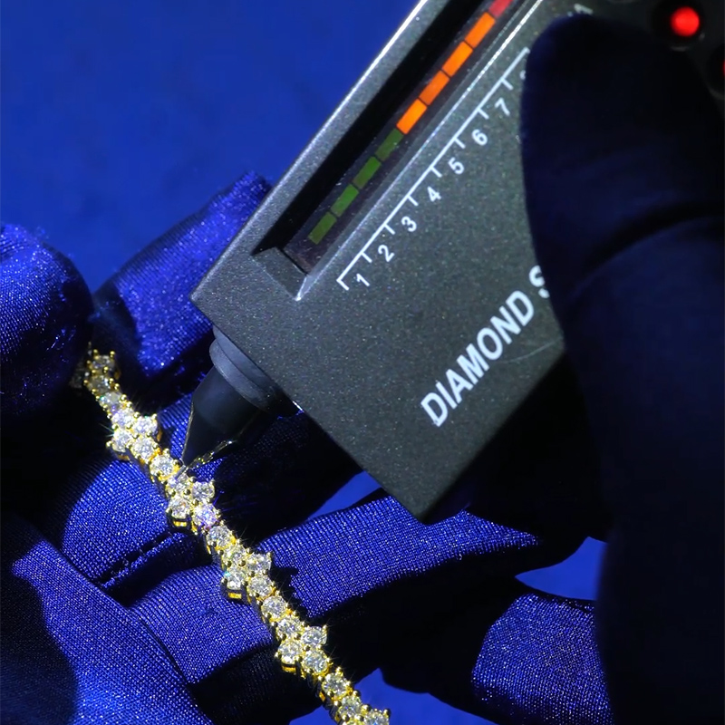 3mm 925S & VVS Moissanite Cross Tennis Bracelet