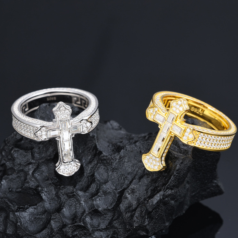 925S & VVS Moissanite Baguette Cut Cross Ring