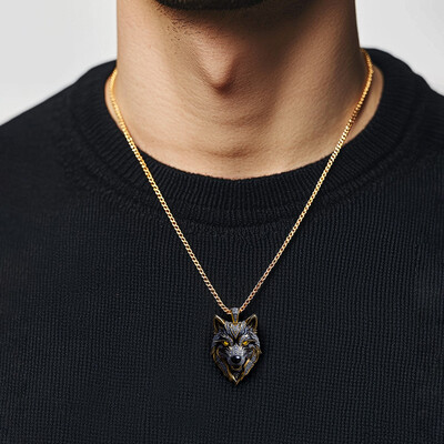 Iced Fierce Wolf Head Pendant