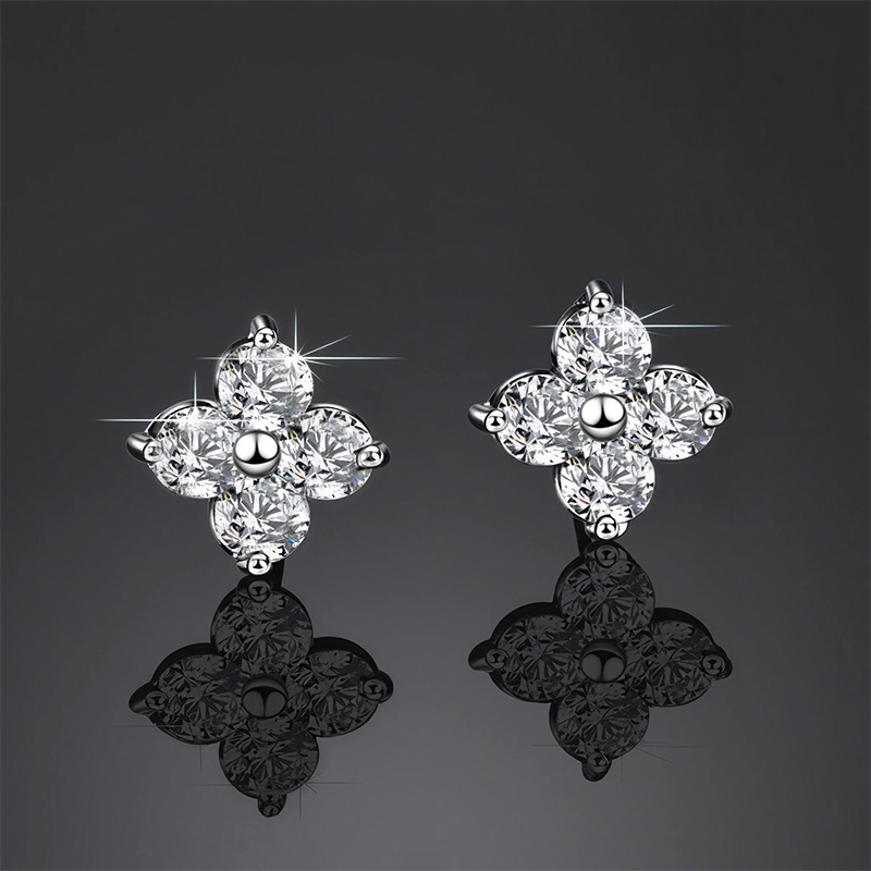 S925 & Moissanite 0.8CTW Four Leaf Clover Stud Earrings S925 & Moissanite 0.8CTW Four Leaf Clover Stud Earrings