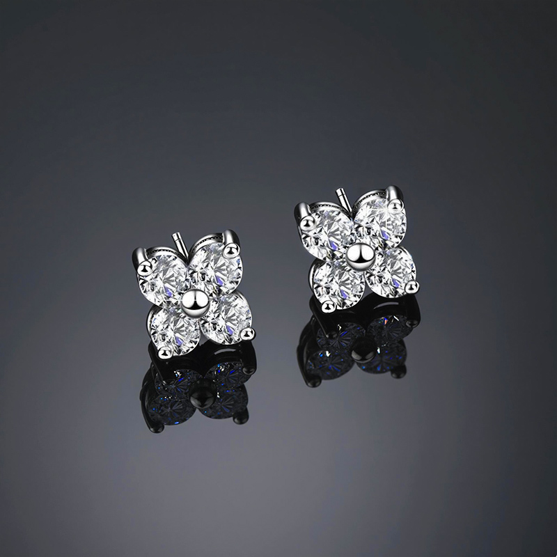 S925 & Moissanite 0.8CTW Four Leaf Clover Stud Earrings S925 & Moissanite 0.8CTW Four Leaf Clover Stud Earrings