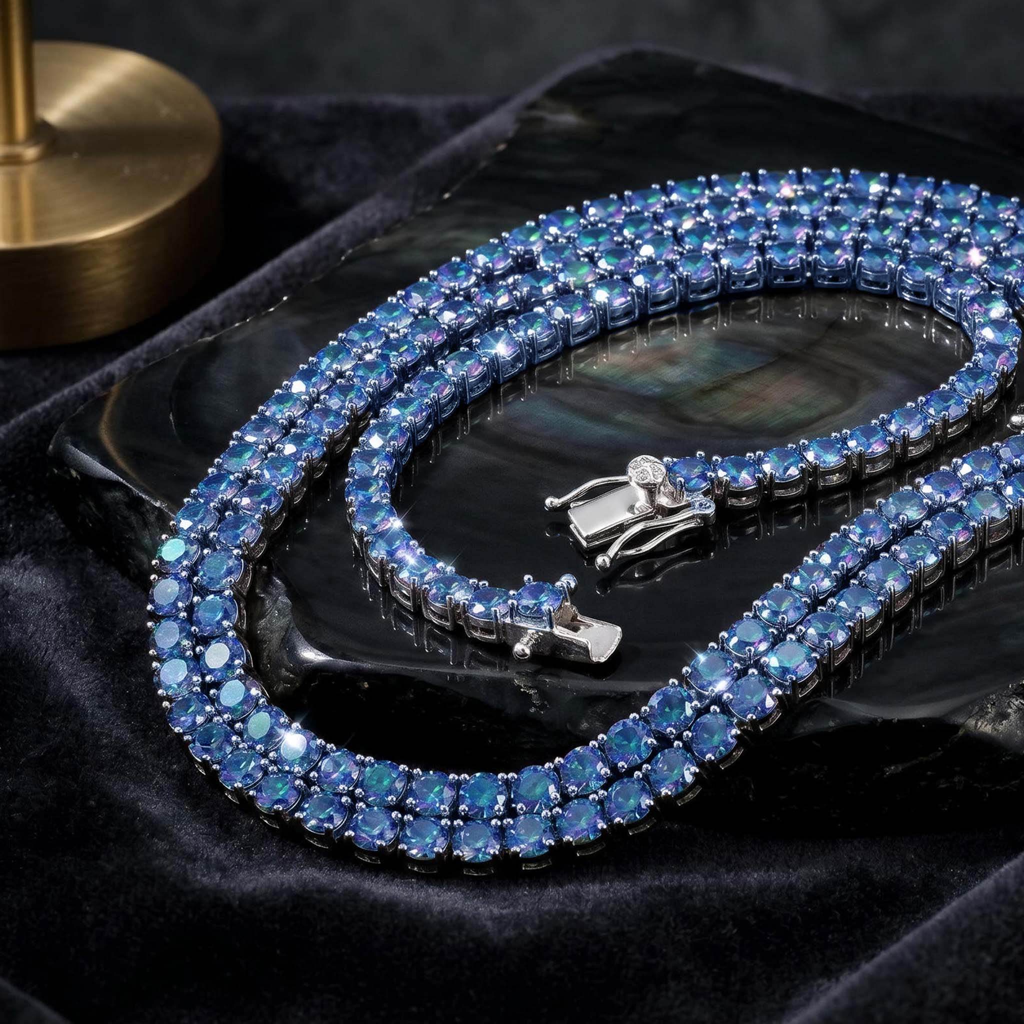 925 Silver & VVS1 Moissanite 3mm/4mm Colorful Blue Tennis Chain in White Gold 925 Silver & VVS1 Moissanite 3mm/4mm Colorful Blue Tennis Chain in White Gold