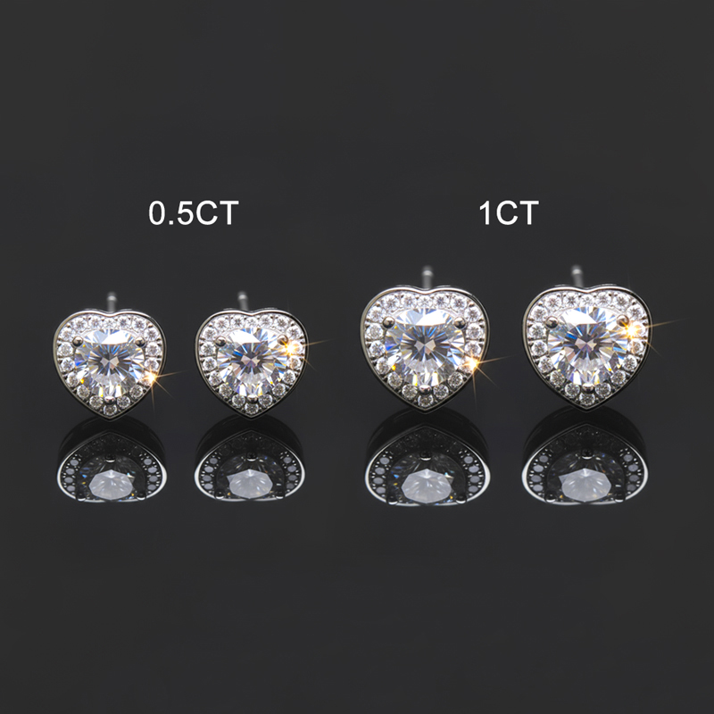 0.5Ct/1Ct Certified VVS1 Moissanite Heart Halo Earrings in S925 Silver 0.5Ct/1Ct Certified VVS1 Moissanite Heart Halo Earrings in S925 Silver