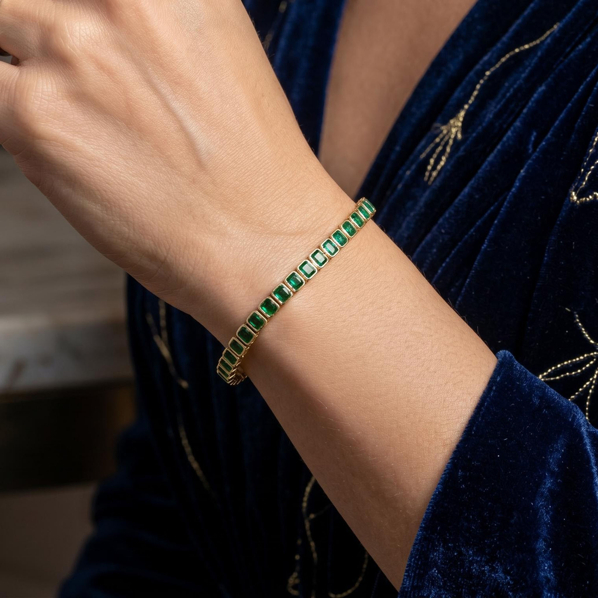 S925 Silver Emerald Tennis Bracelet in Yellow Gold