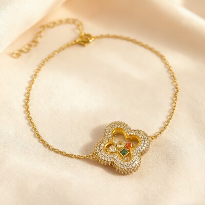 S925 Silver Clover Shaped Dancing Diamonds Bracelet