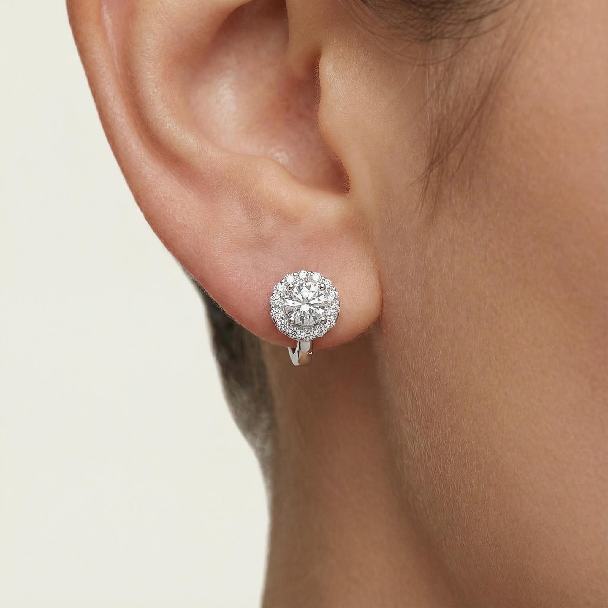 0.5CT/1CT/2CT Round Cut VVS Moissanite S925 Silver Sunflower Hoop Earrings