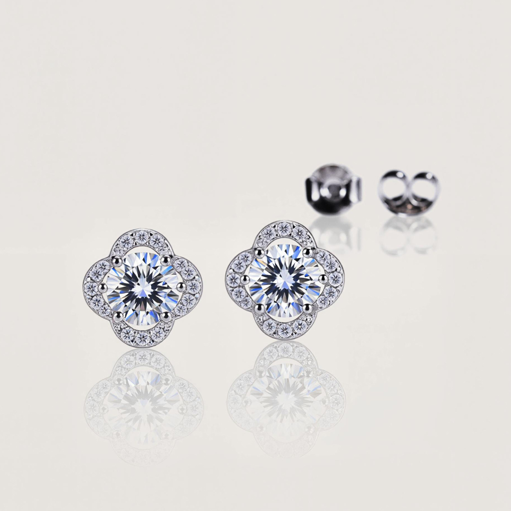 VVS Moissanite S925 Silver Four-leaf Clover Stud Earrings