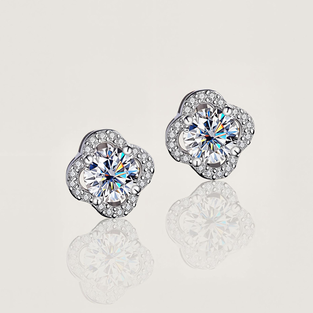 VVS Moissanite S925 Silver Four-leaf Clover Stud Earrings
