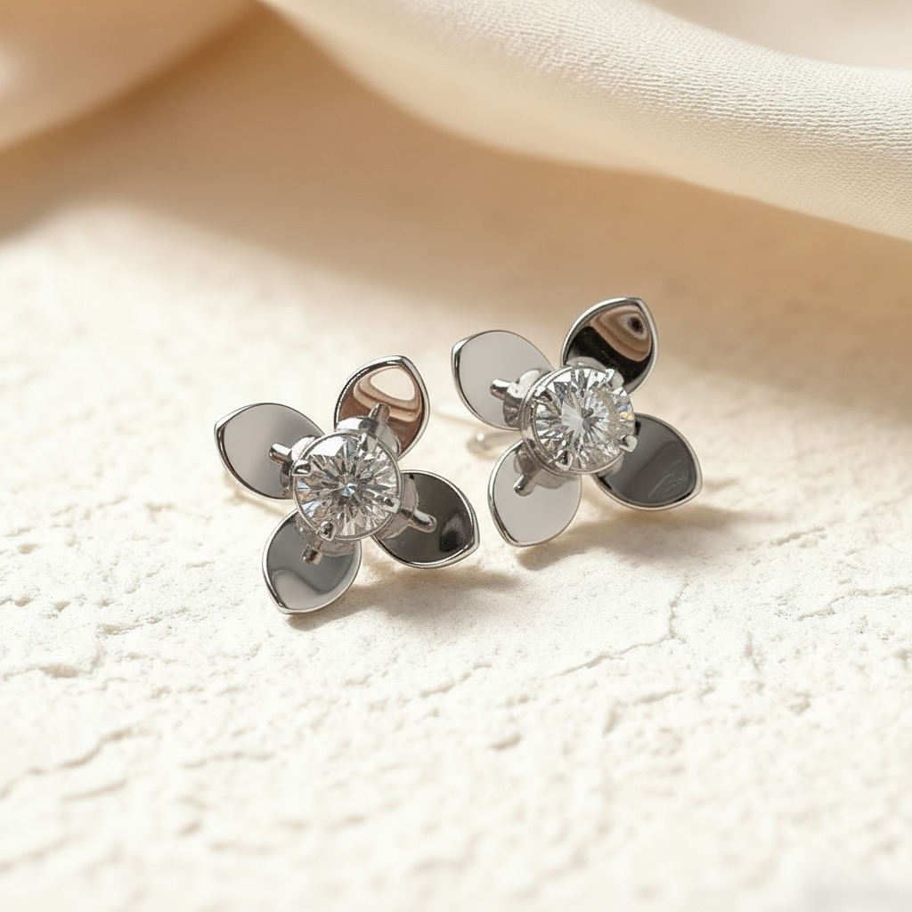S925 Silver Round Diamond Floral Solitaire Stud Earrings S925 Silver Round Diamond Floral Solitaire Stud Earrings