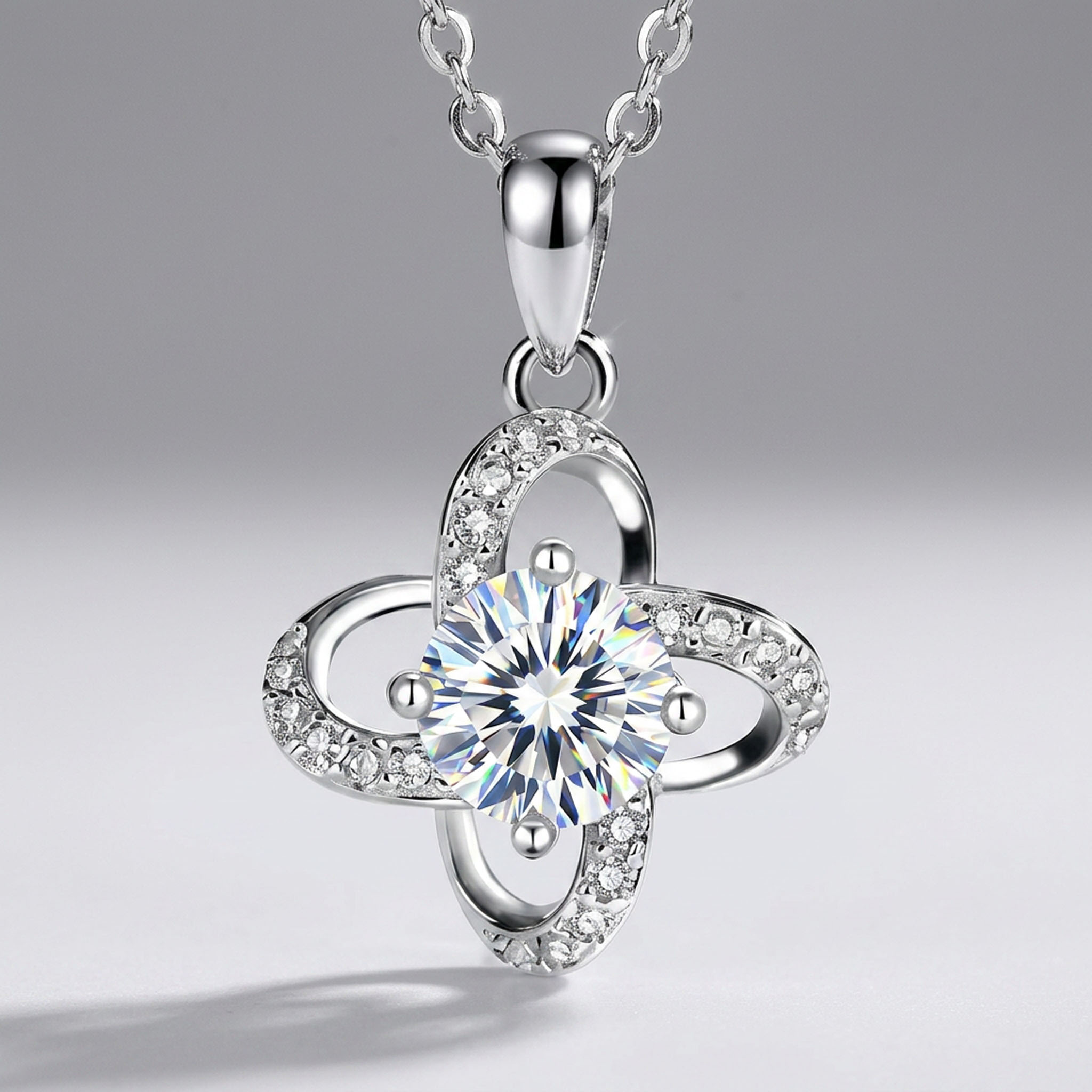 1CT/2CT Round Cut VVS Moissanite S925 Silver Clover Pendant Necklace
