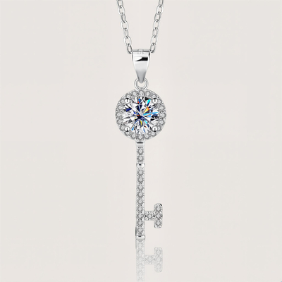 1CT/2CT VVS Moissanite S925 Silver Key Pendant Necklace