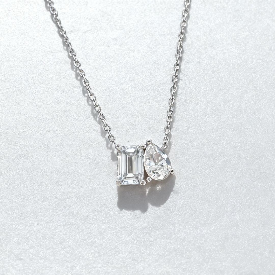 Emerald & Pear Cut Diamond Pendent Necklace