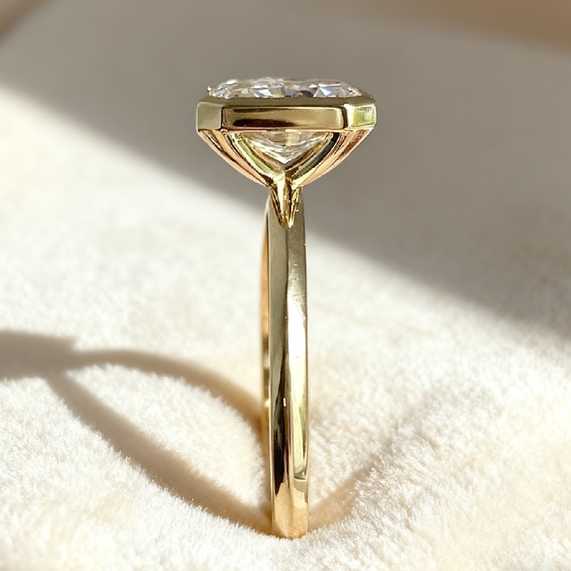 2CT Radiant Cut VVS Moissanite Solitaire Engagement Ring