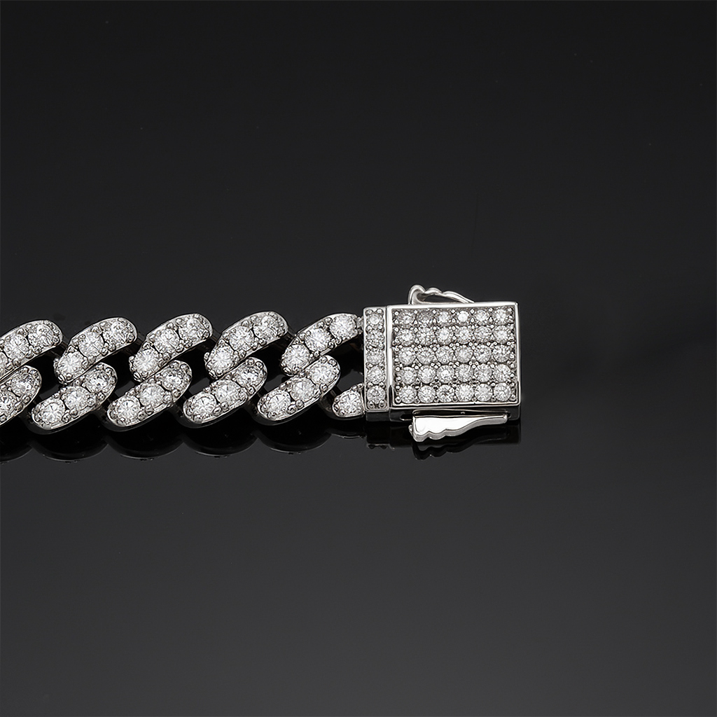 10mm Iced Out Four Leaf Clover Emerald Cuban Bracelet