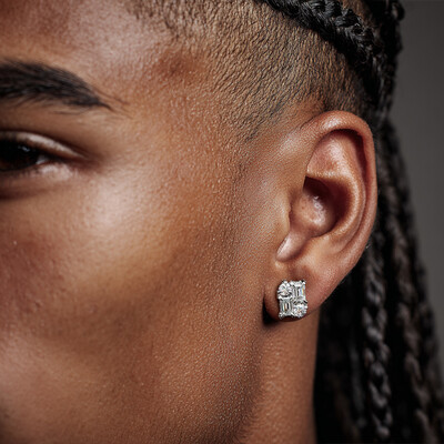 Baguette & Round Diamond Claw Stud Earrings