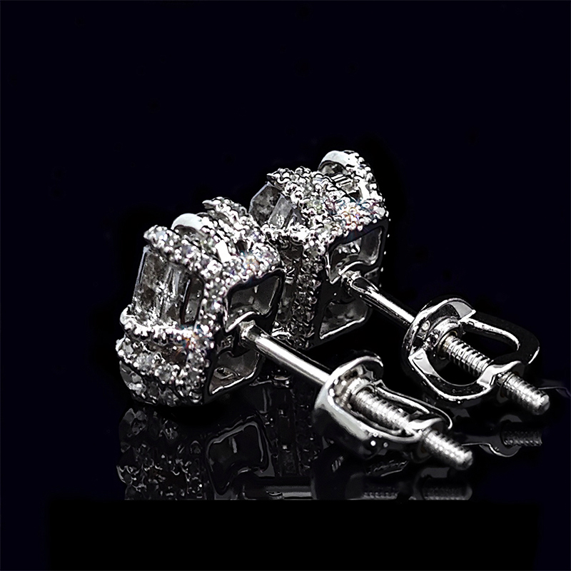 Baguette & Round Diamond Claw Stud Earrings
