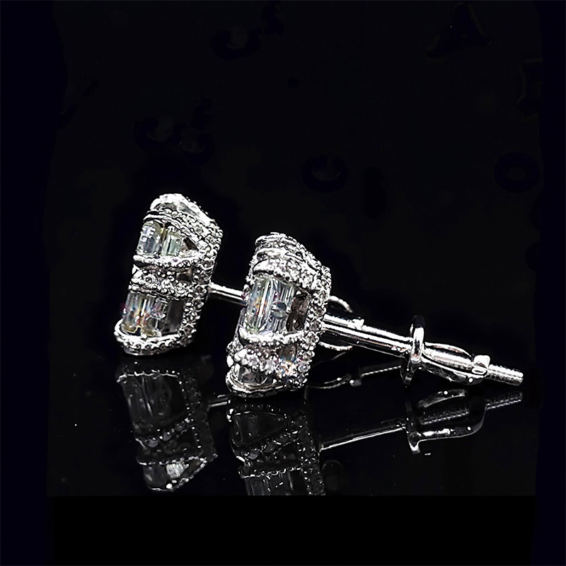 Baguette & Round Diamond Claw Stud Earrings
