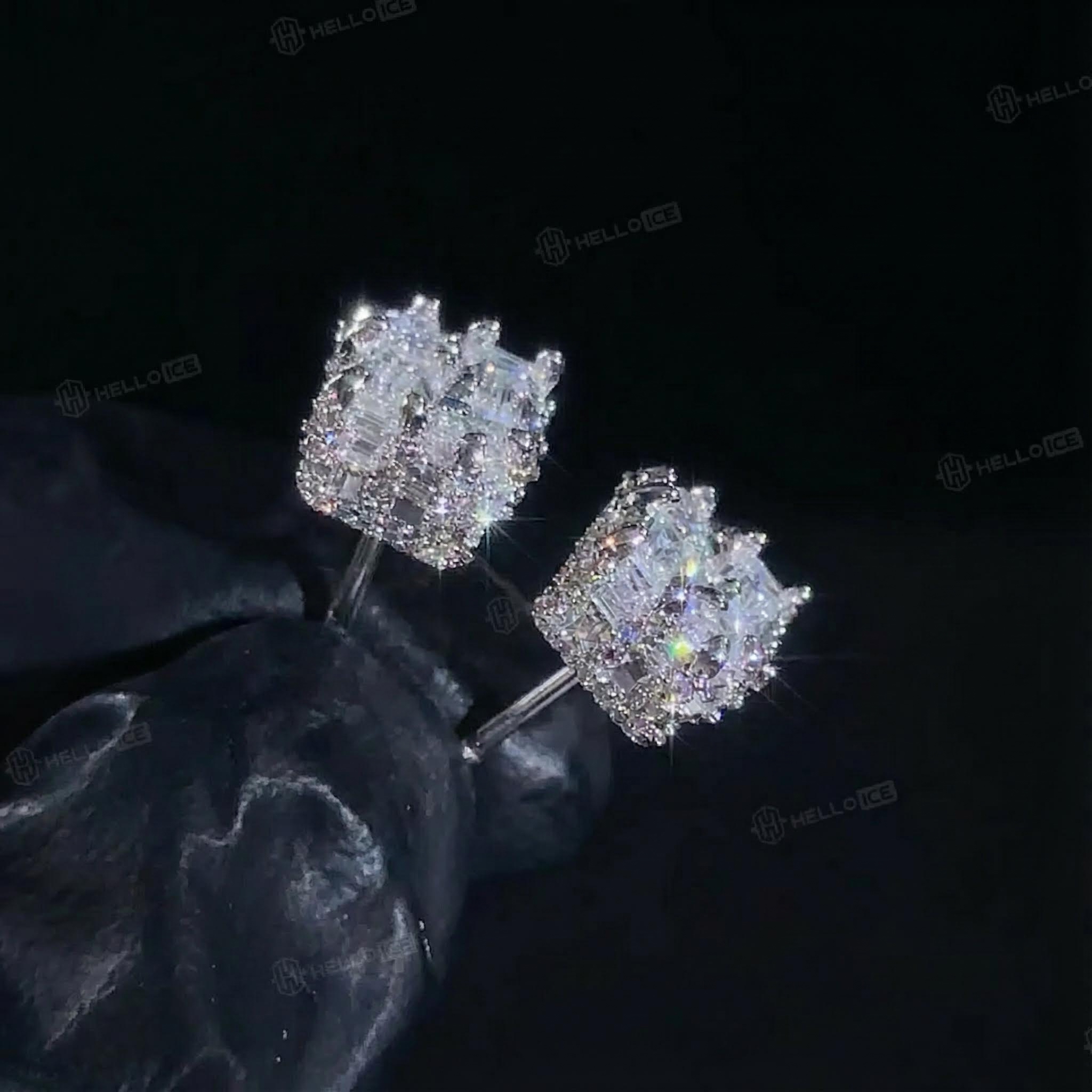 Baguette & Round Diamond Claw Stud Earrings